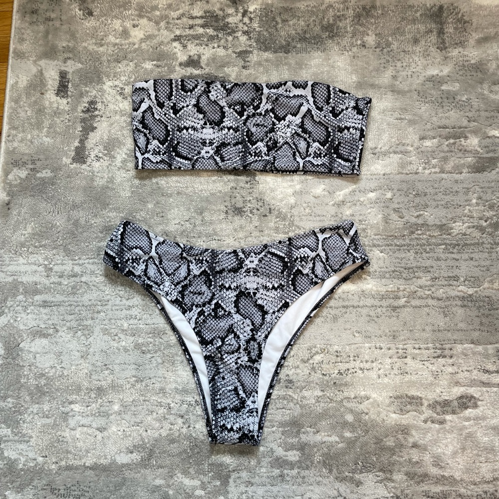 🌟Grey Bandeau Swimsuit